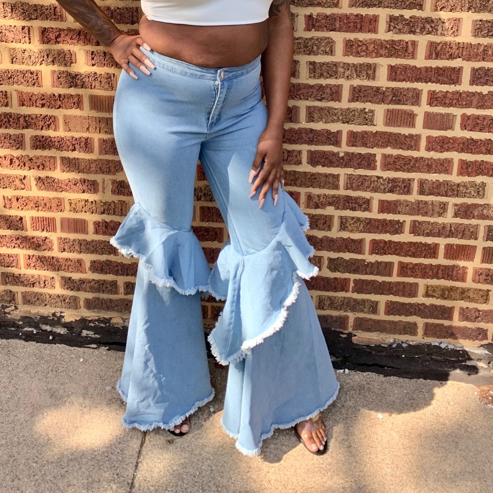 Wide legged pants